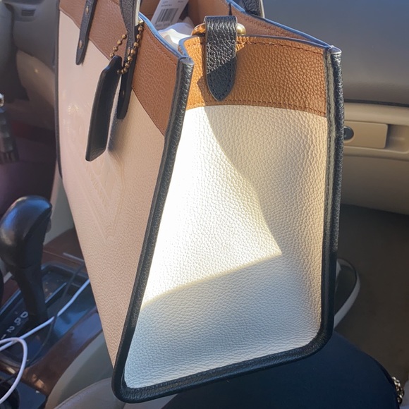 Coach bag never used - Picture 3 of 4